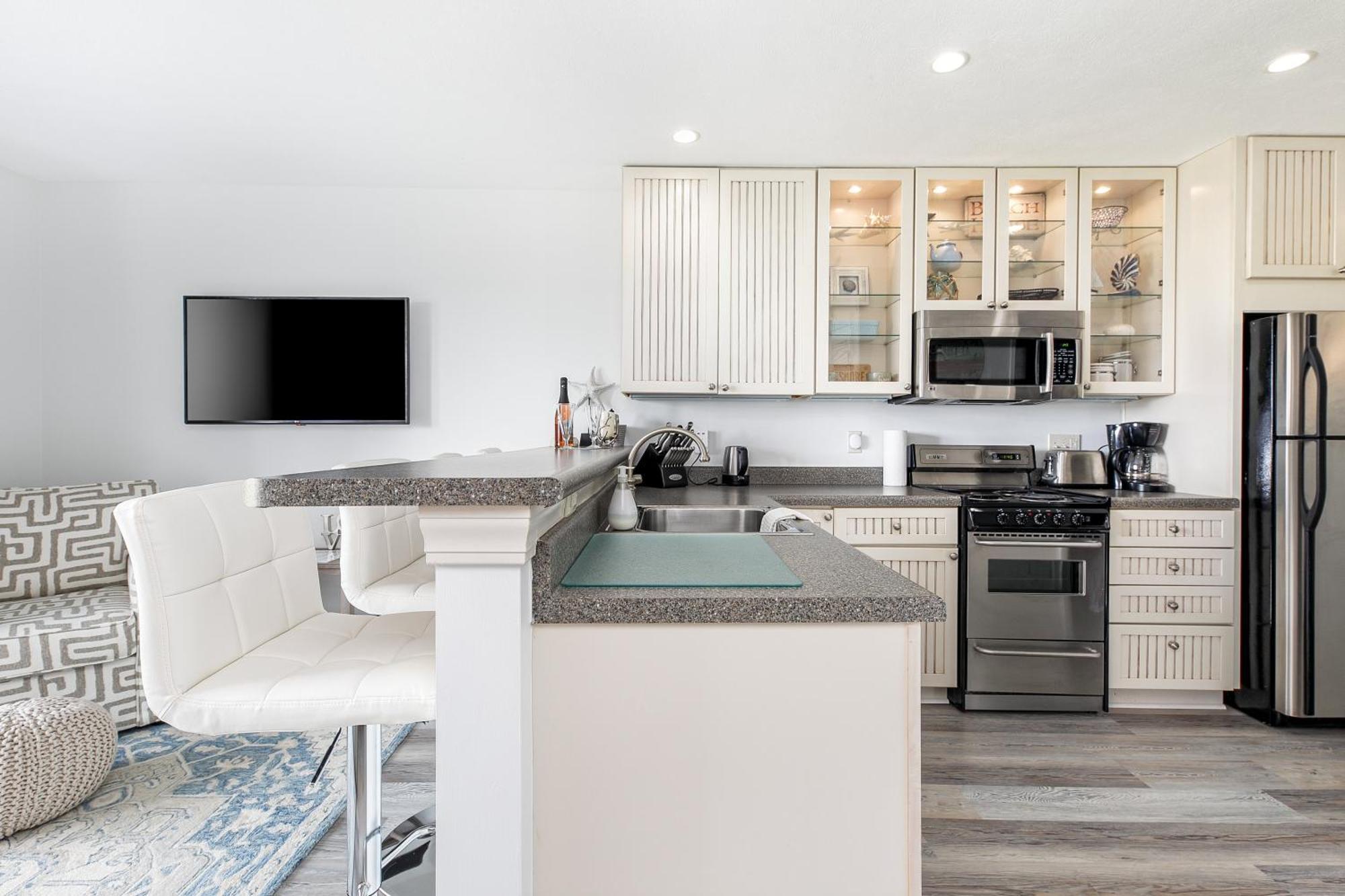 Gorgeous 2 Bedroom Lake View Condo Traverse City Esterno foto